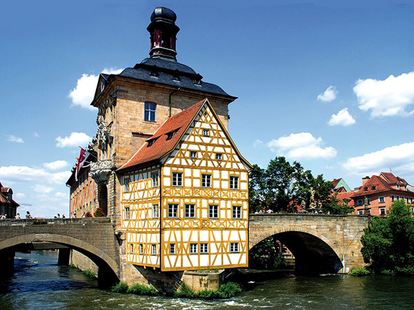 Fränkische Schweiz -- Sonne, Bier und Barock Image