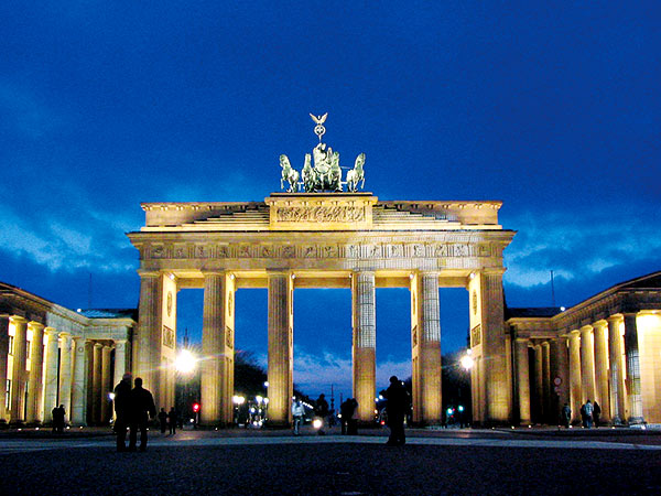 Über Karneval nach Berlin Image