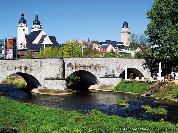 Eisenbahnromantik im sächsischen Vogtland – mit Göltzschtalbrücke und Plauener Spitzen Image